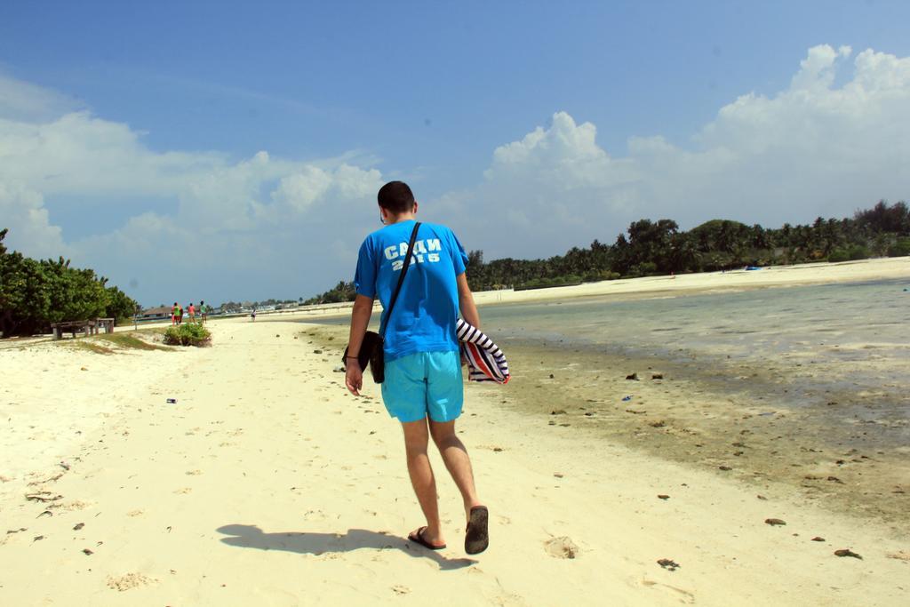 Rip Tide Vacation Inn, K.Guraidhoo Guraidhoo  Luaran gambar